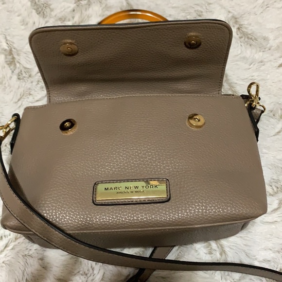 Marc New York Crossbody Bag - Picture 8 of 10